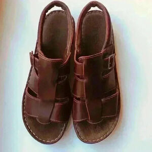 Bass Brown Strappy Gladiator Sandals.